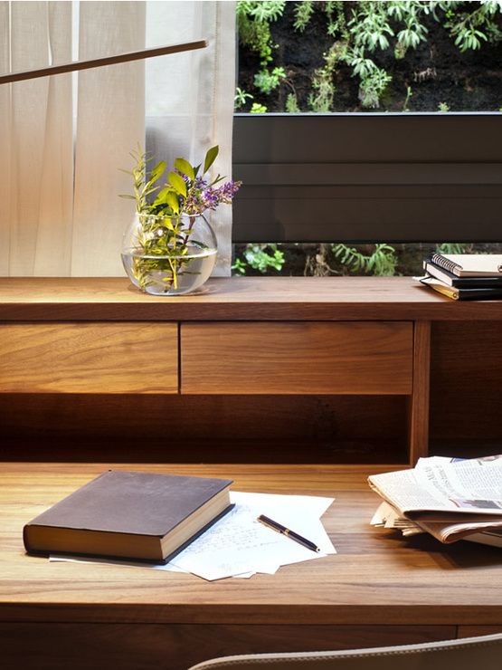 Desk at the Superior Room of the Mercer Hotel Barcelona