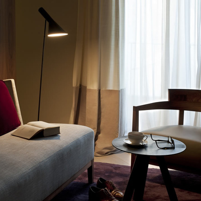 Book and a coffee at the Junior Suite of the Hotel Barcelona Mercer