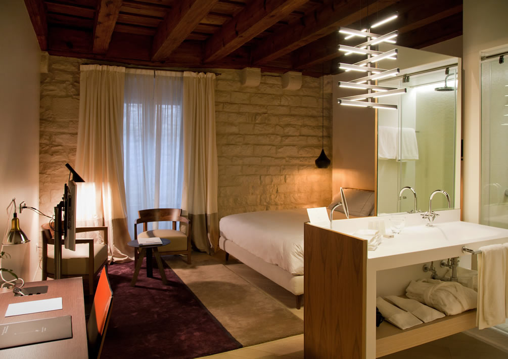 Deluxe Room at the Mercer Hotel Barcelona