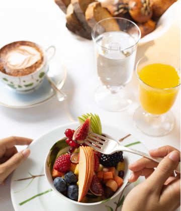 PETIT-DÉJEUNER GRATUIT