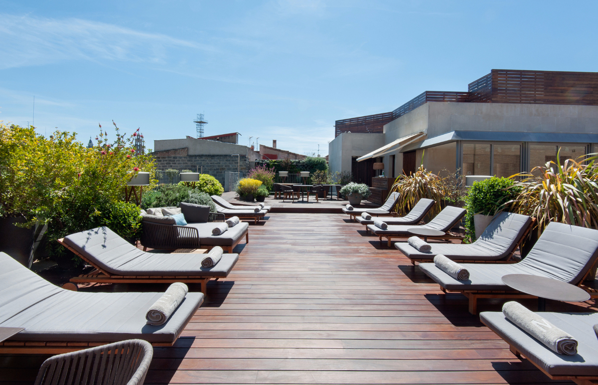 Solarium en la terraza del Mercer Hotel Barcelona