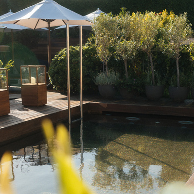 Piscine sur la terrasse de l'Hôtel Mercer Barcelona