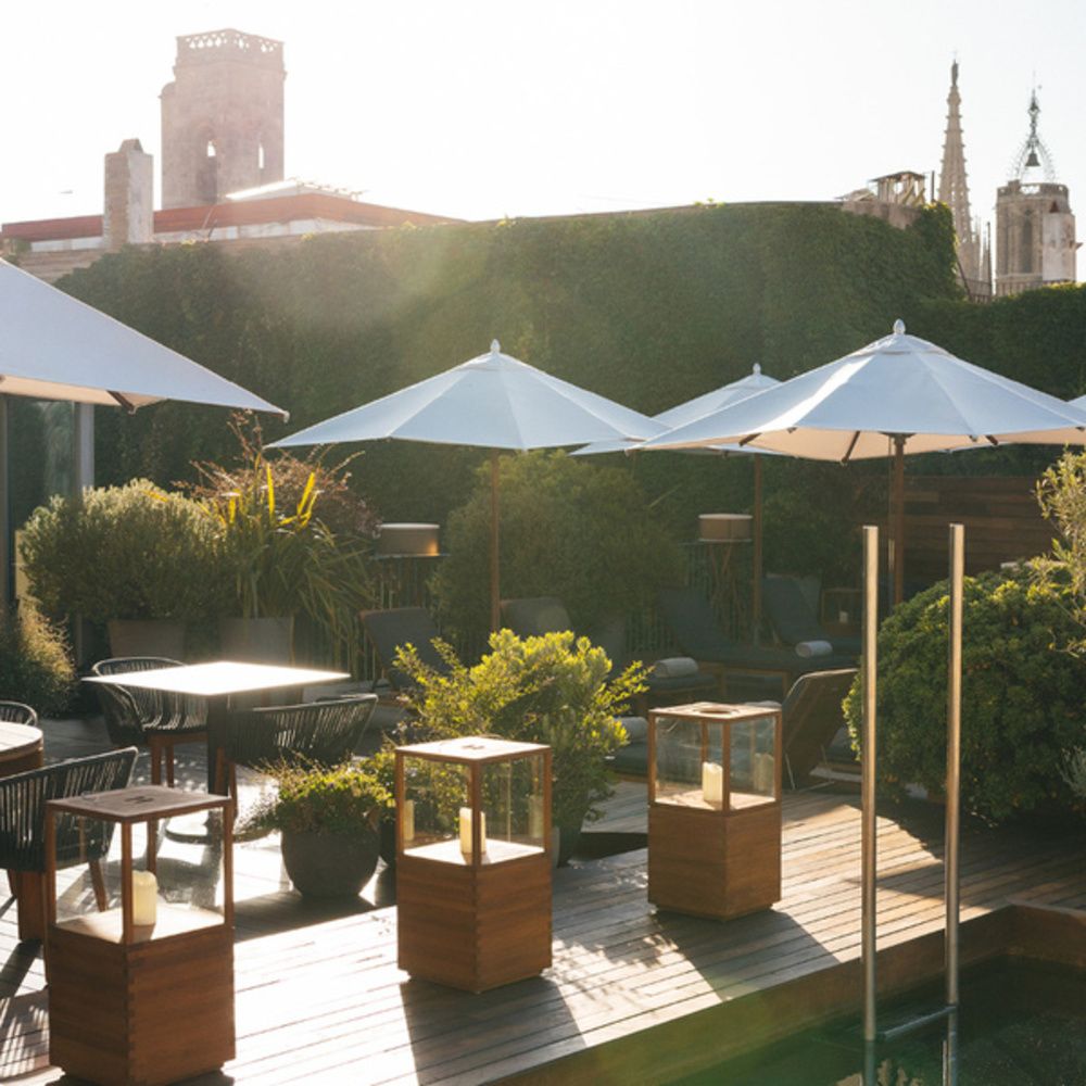 Piscine sur la terrasse du Mercer Hotel Barcelona