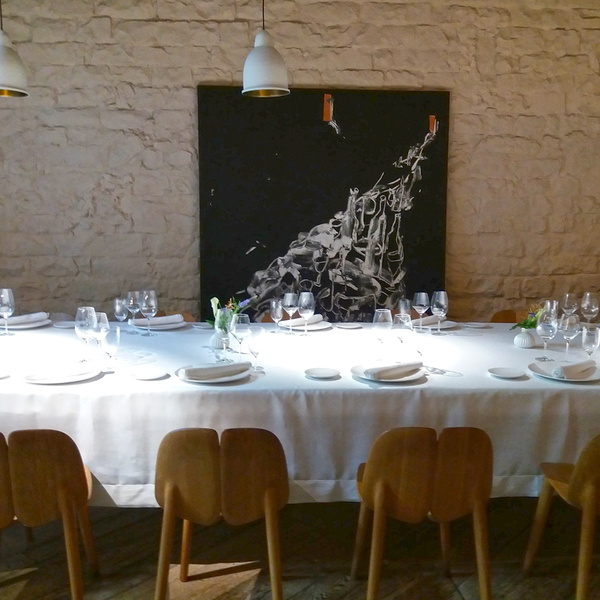 Mercer Hotel Barcelona - Montaje mesa imperial en el Mercer Restaurant