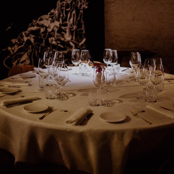 Mercer Hotel Barcelona - Round table setup at the Mercer Restaurant
